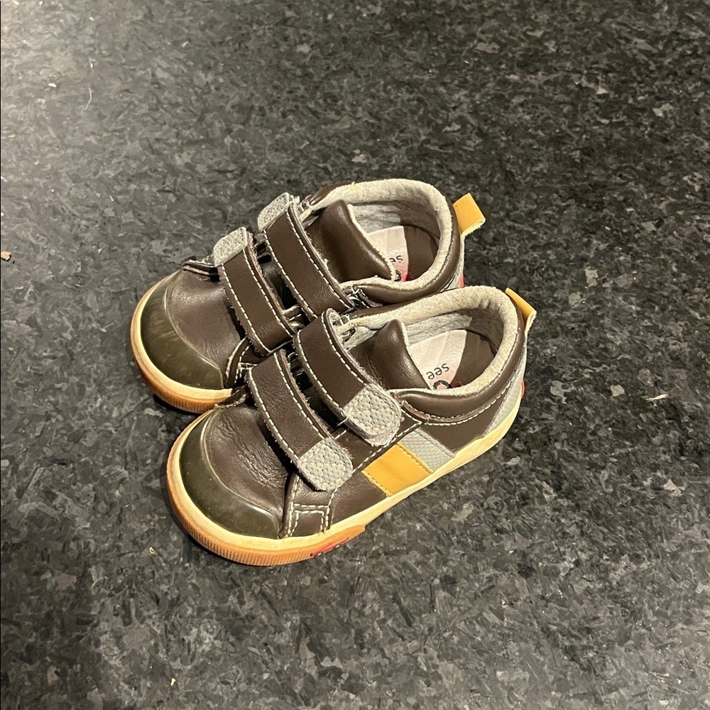 Boys SEE KAI RUN SNEAKERS - Picture 4 of 6